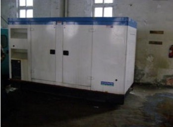 金州康明斯150kw大型柴油二手发电机组 金州康明斯150kw大型柴油二手发电机组